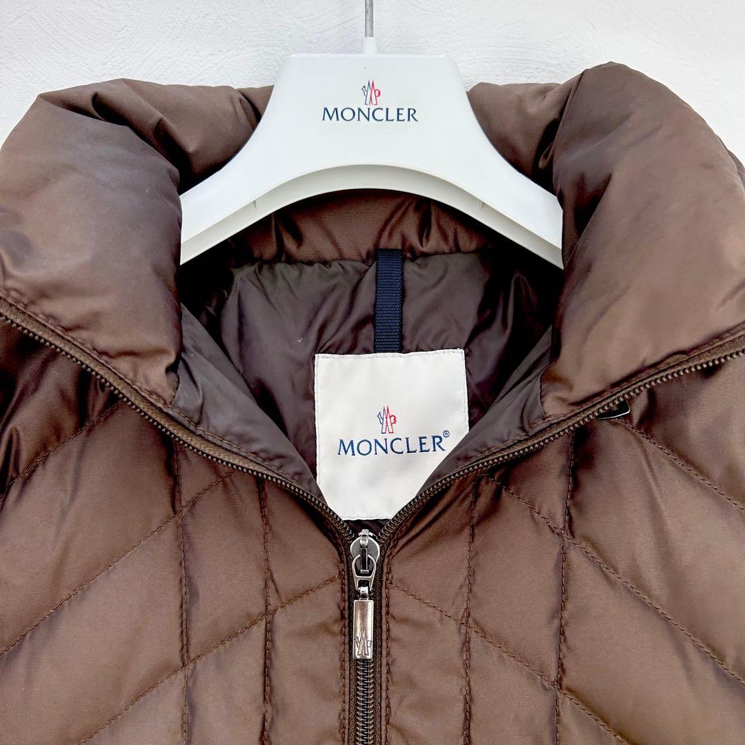 【極上美品】正規店購入品 モンクレール 美シルエット モンタナ ダウンコート綺麗