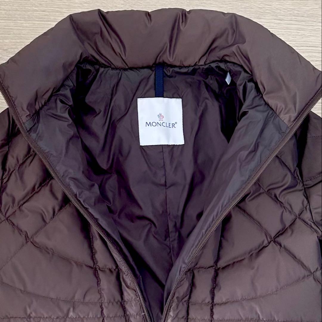 【極上美品】正規店購入品 モンクレール 美シルエット モンタナ ダウンコート綺麗