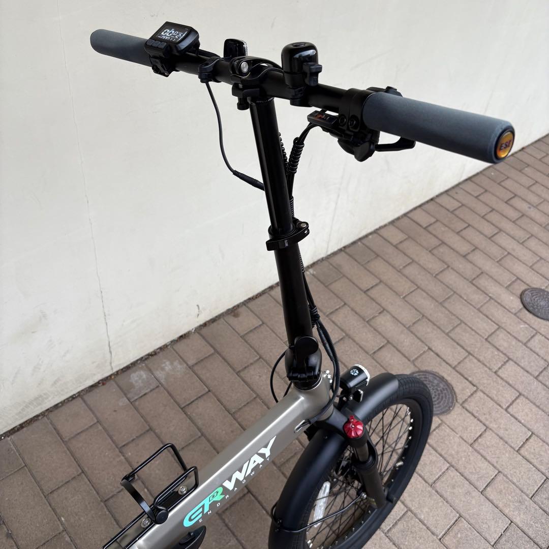 ERWAY A02 折り畳み電動アシスト自転車 予備バッテリー付き、