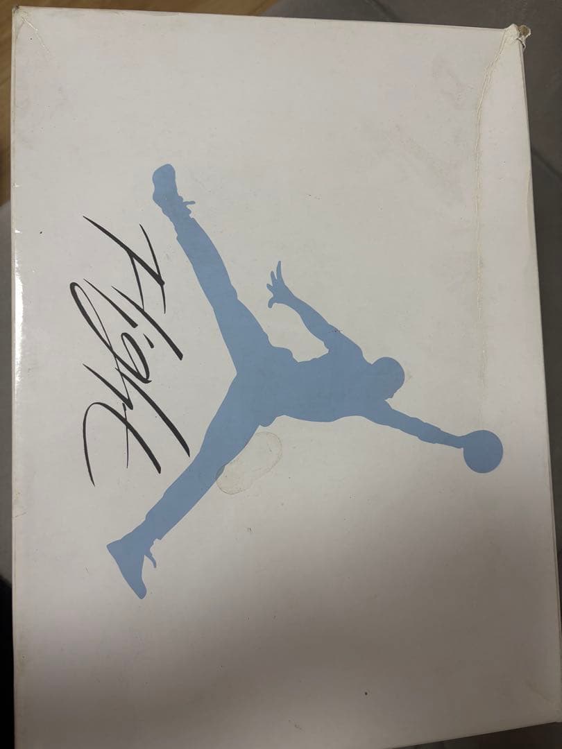 NIKE AIR JORDAN 4 ユニバーシティブルー