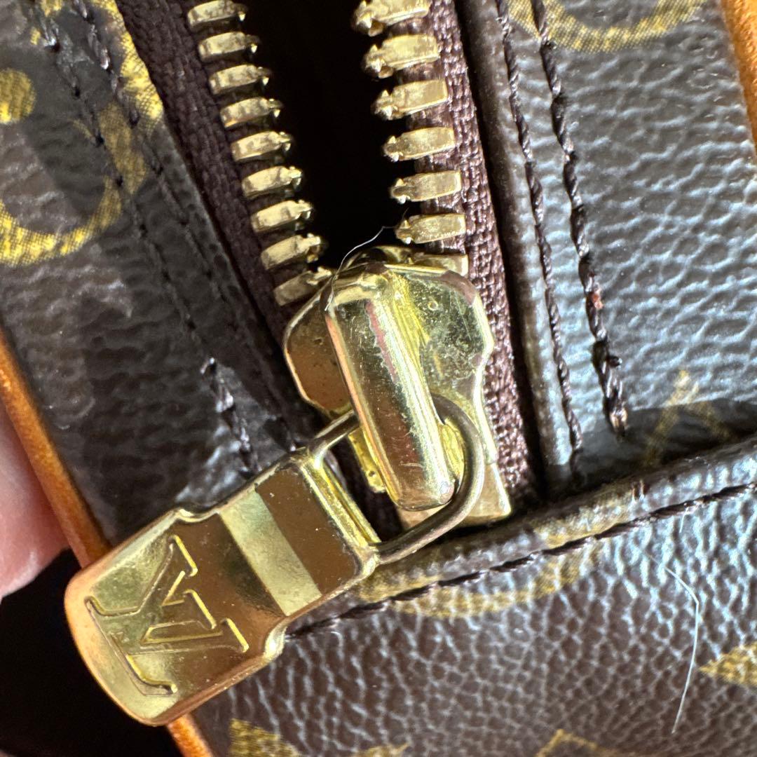 極美品　Louis Vuitton モノグラム ボディバッグ