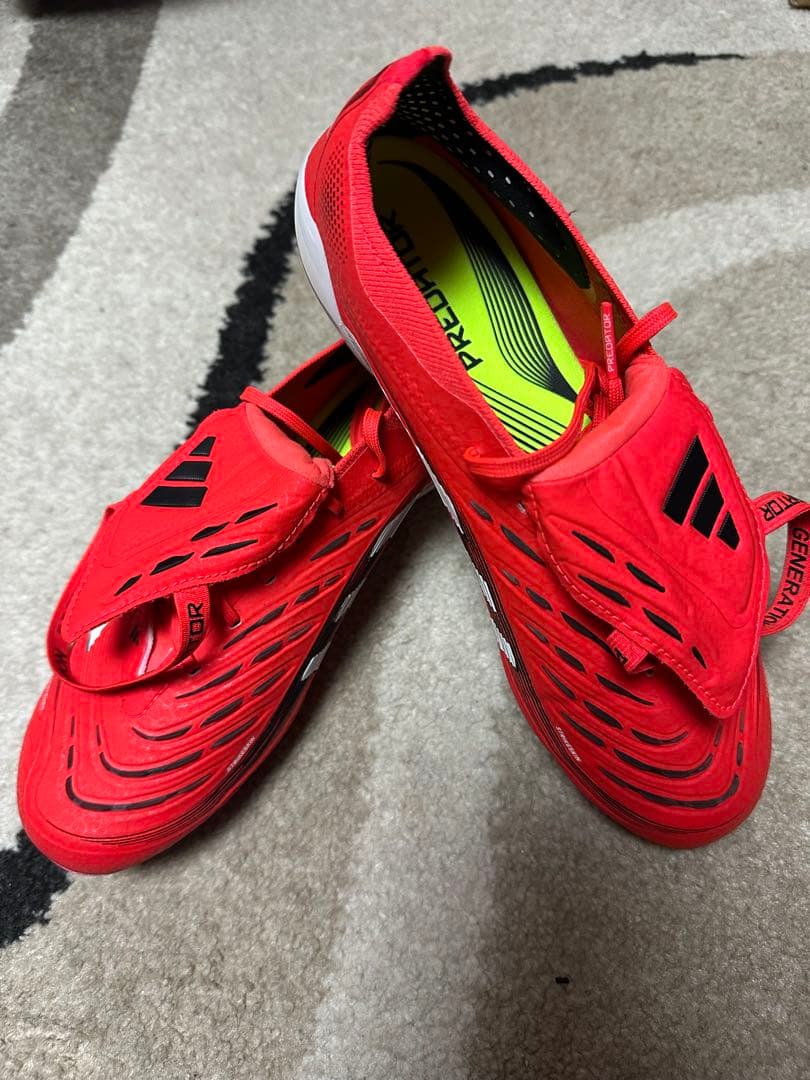 プレデター ELITE FT AG(25.5cm)