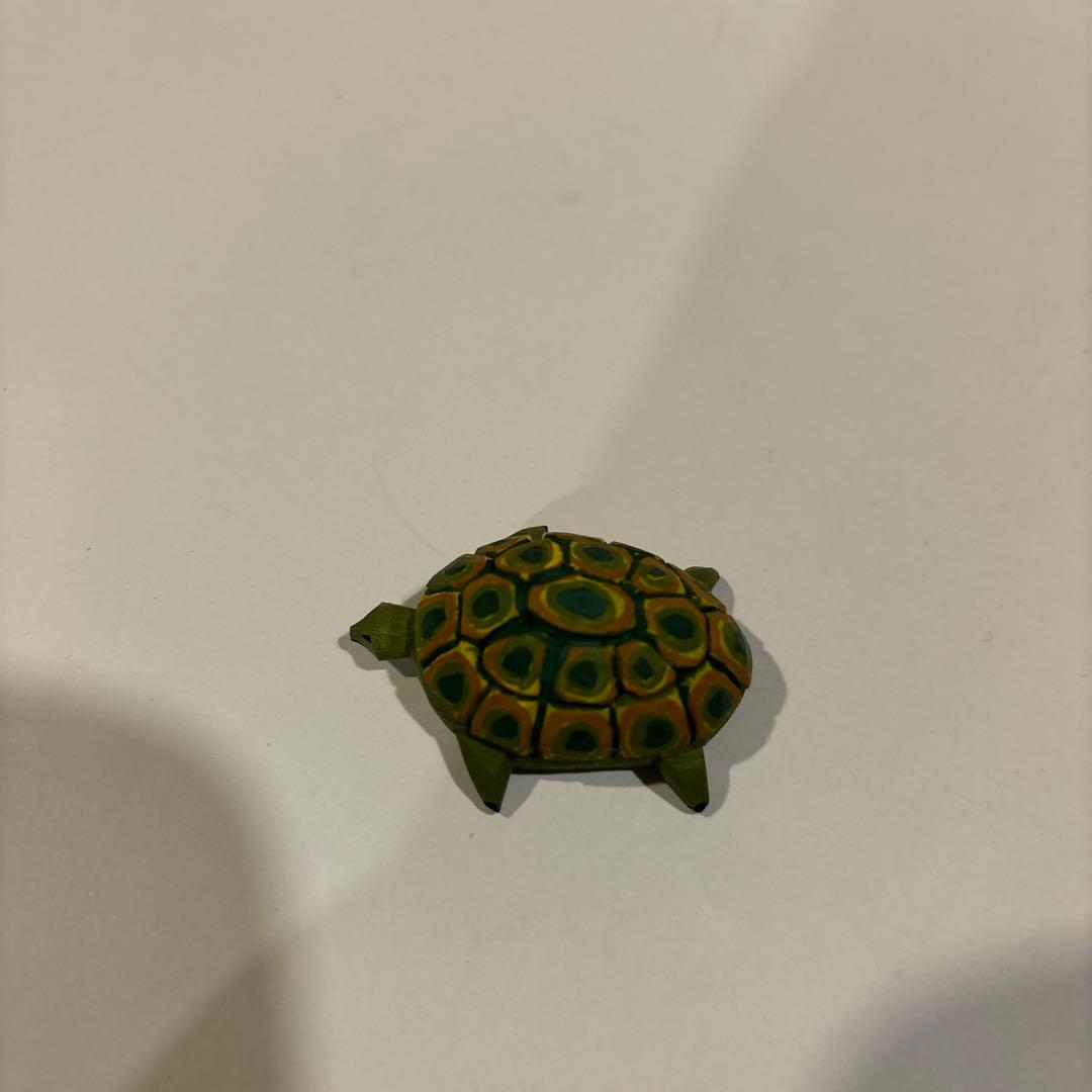 アトリエニキティキ   ドイツ　ハーン社　木彫り人形　かめ　新品