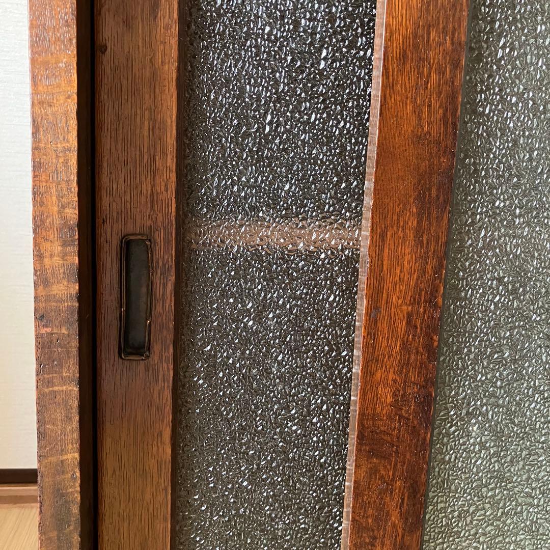 アンティーク　本箱　本棚　戸棚　食器棚　陳列棚　店舗　ニ重ね　無垢　引戸　レトロ