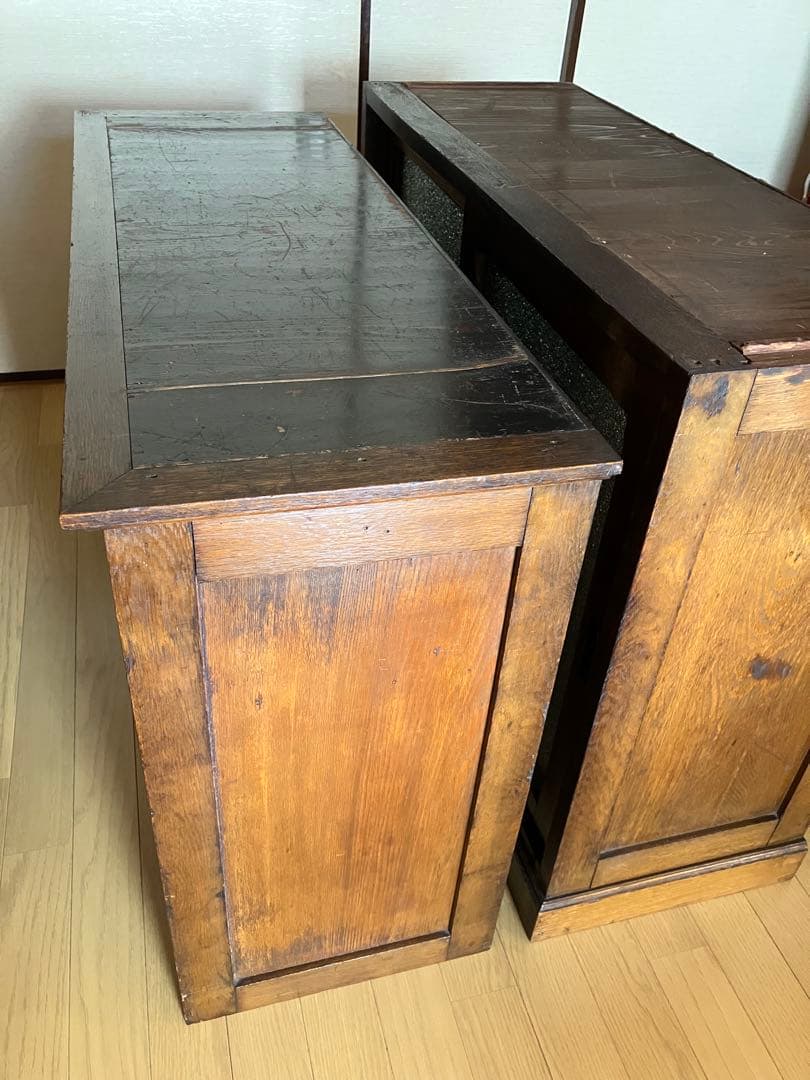 アンティーク　本箱　本棚　戸棚　食器棚　陳列棚　店舗　ニ重ね　無垢　引戸　レトロ