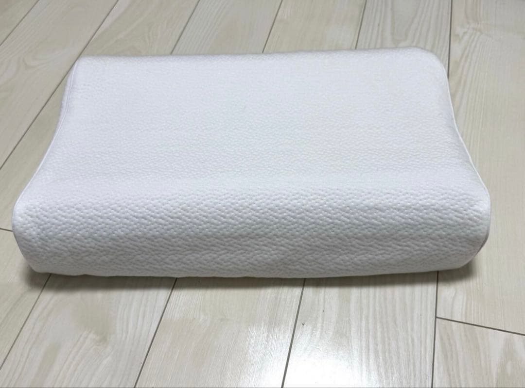 ヒツジのいらない枕　至極　【美品中古】