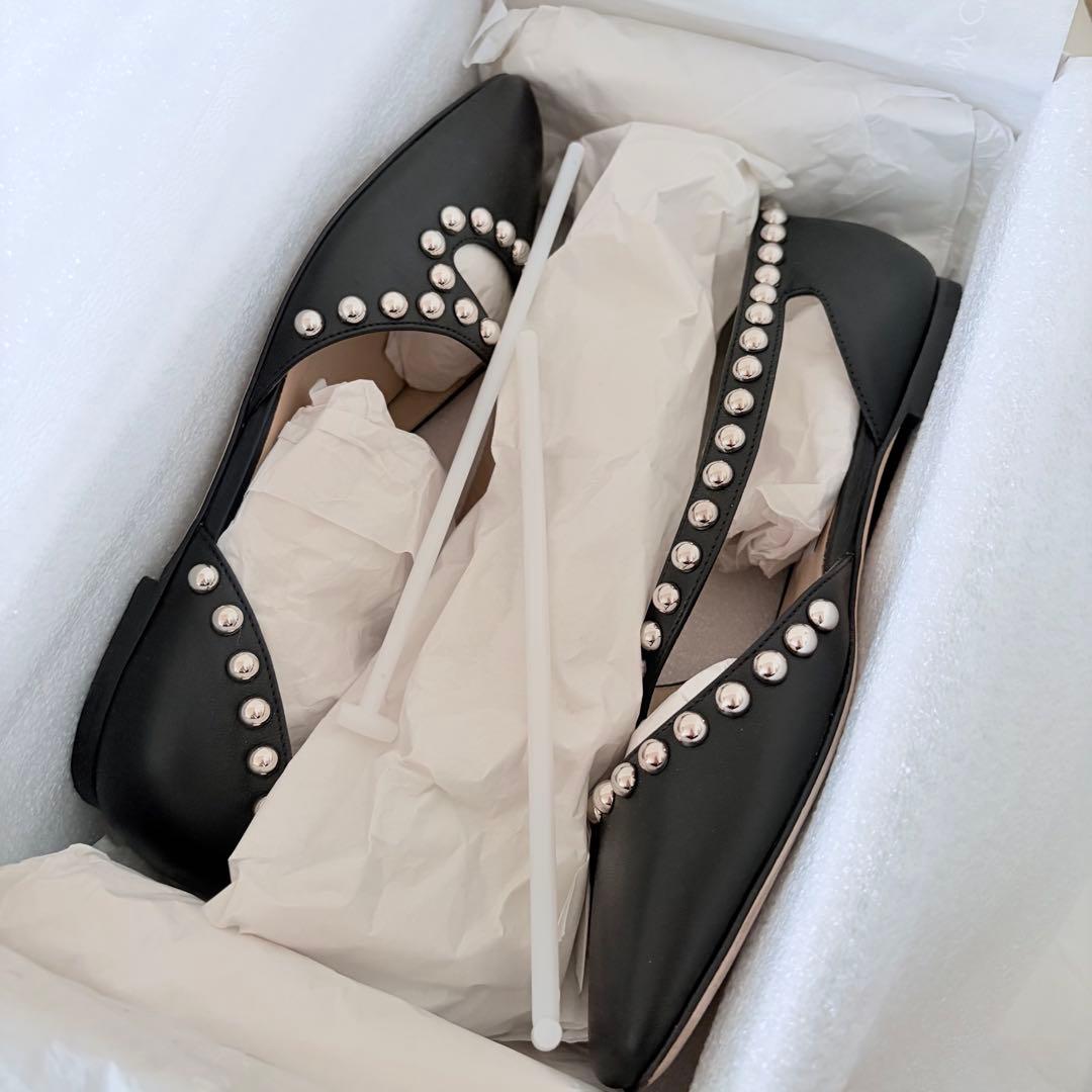 JIMMY CHOO スタッズ付き ブラックパンプス