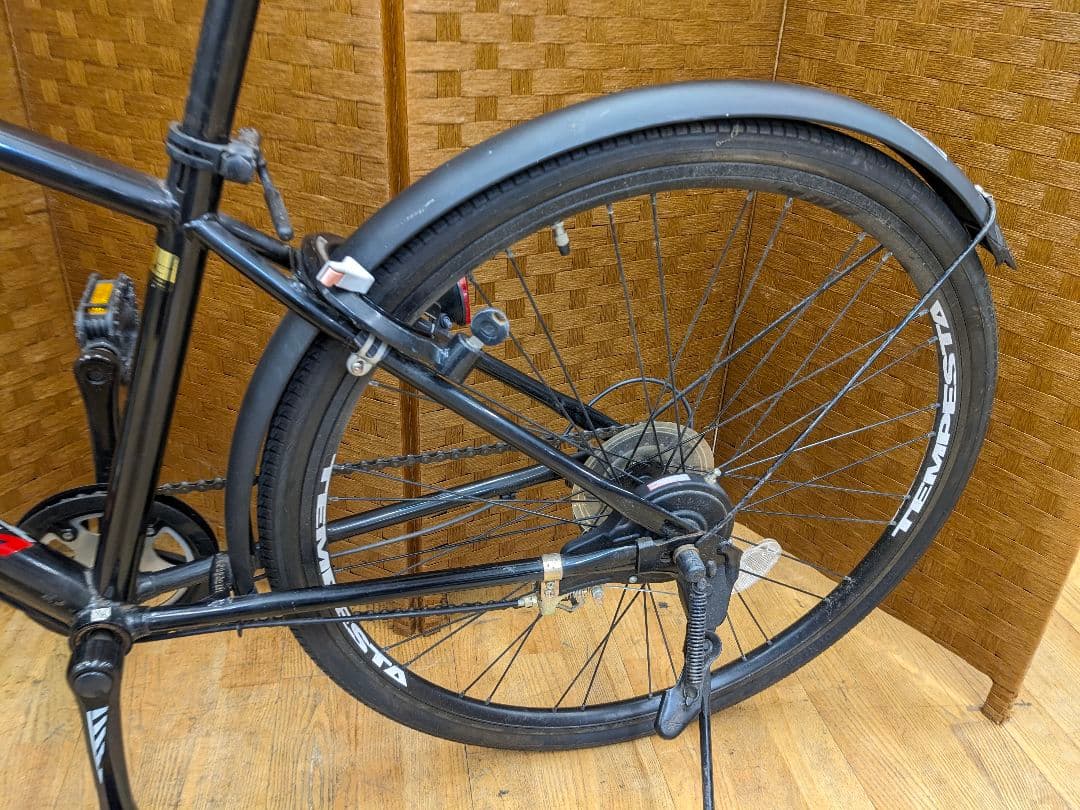 U028 普通自転車　26インチ　6段変速 LEDオートライト