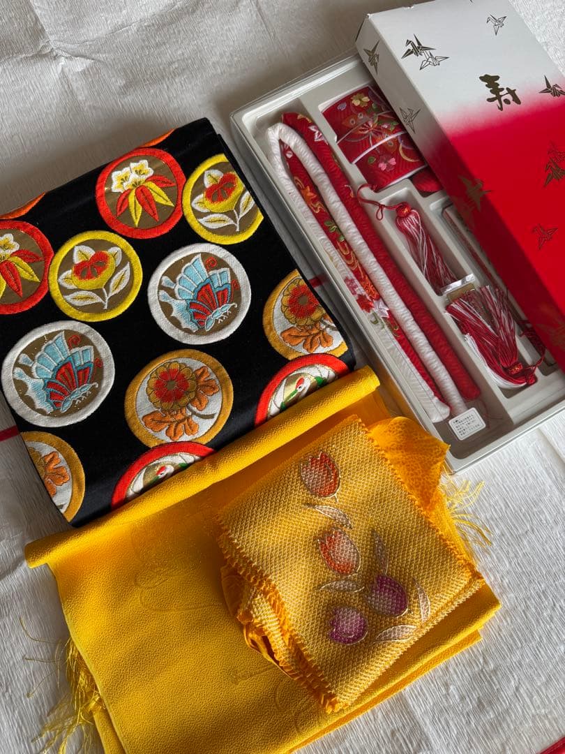 七五三に★逸品　正絹紅型小鳥と吉祥文　七歳着物、帯のセット