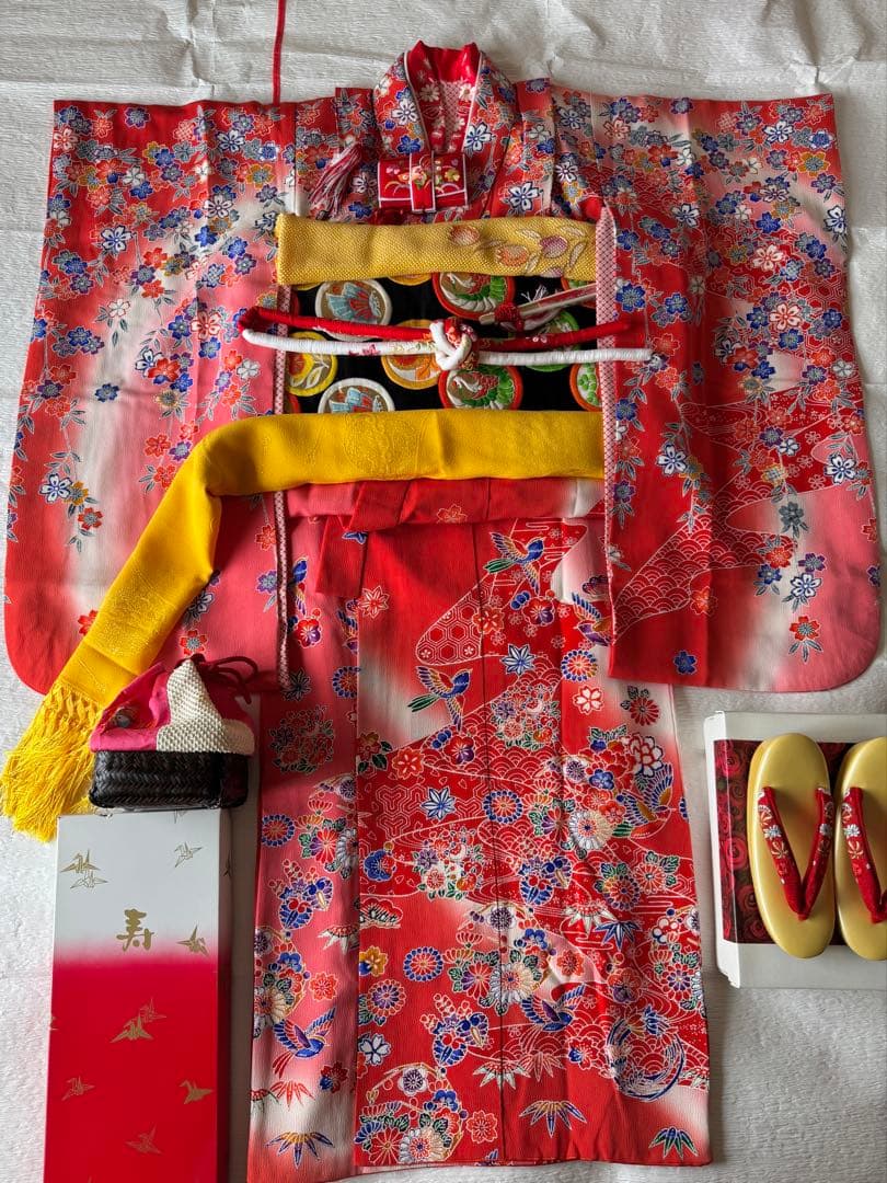七五三に★逸品　正絹紅型小鳥と吉祥文　七歳着物、帯のセット