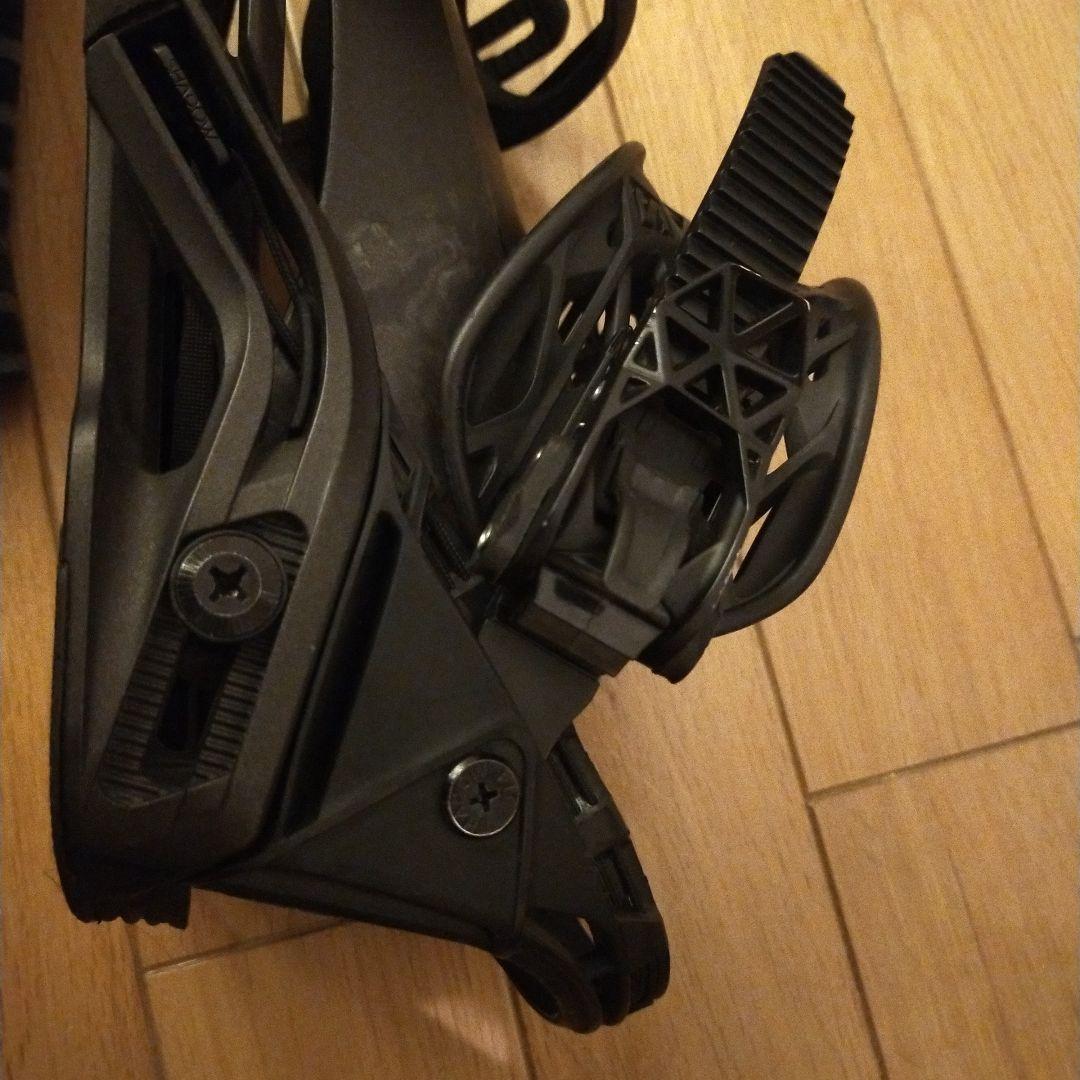 スノーボードビンディング　SALOMON