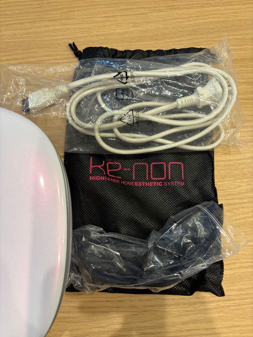 KE-NON 脱毛器 v.8.4J 本体と付属品