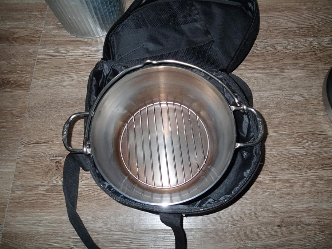 ステンレスダッチオーブン 10インチ ST-910　ケース付