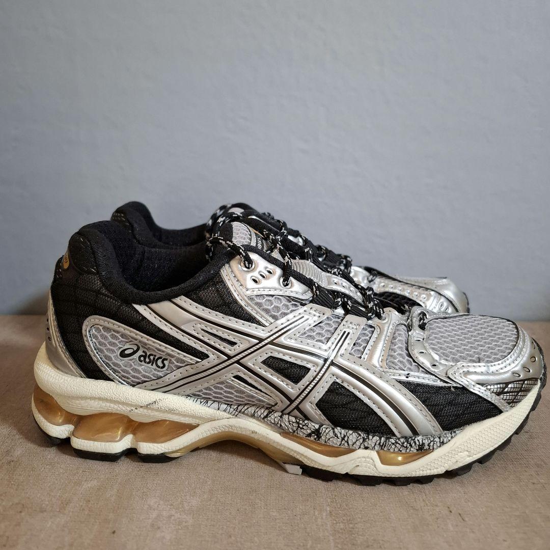 【未使用級】ASICS GEL-NIMBUS 10.1 サイズ23.5cm