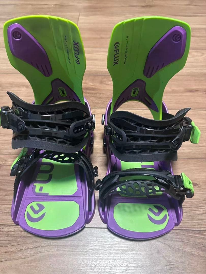 FLUX スノーボードビンディング 紫/緑