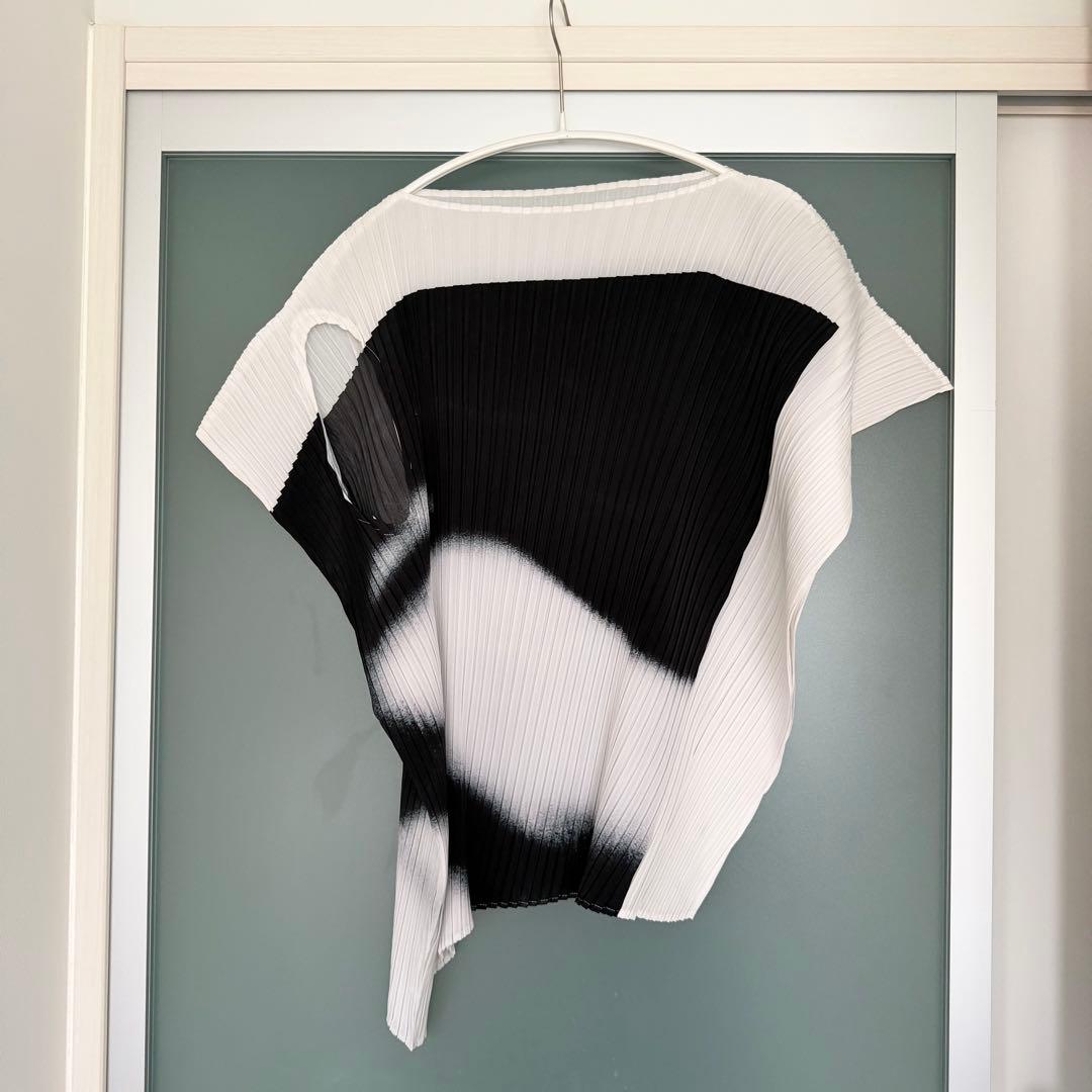 【てぃ】イッセイミヤケ shadow study tops トップス