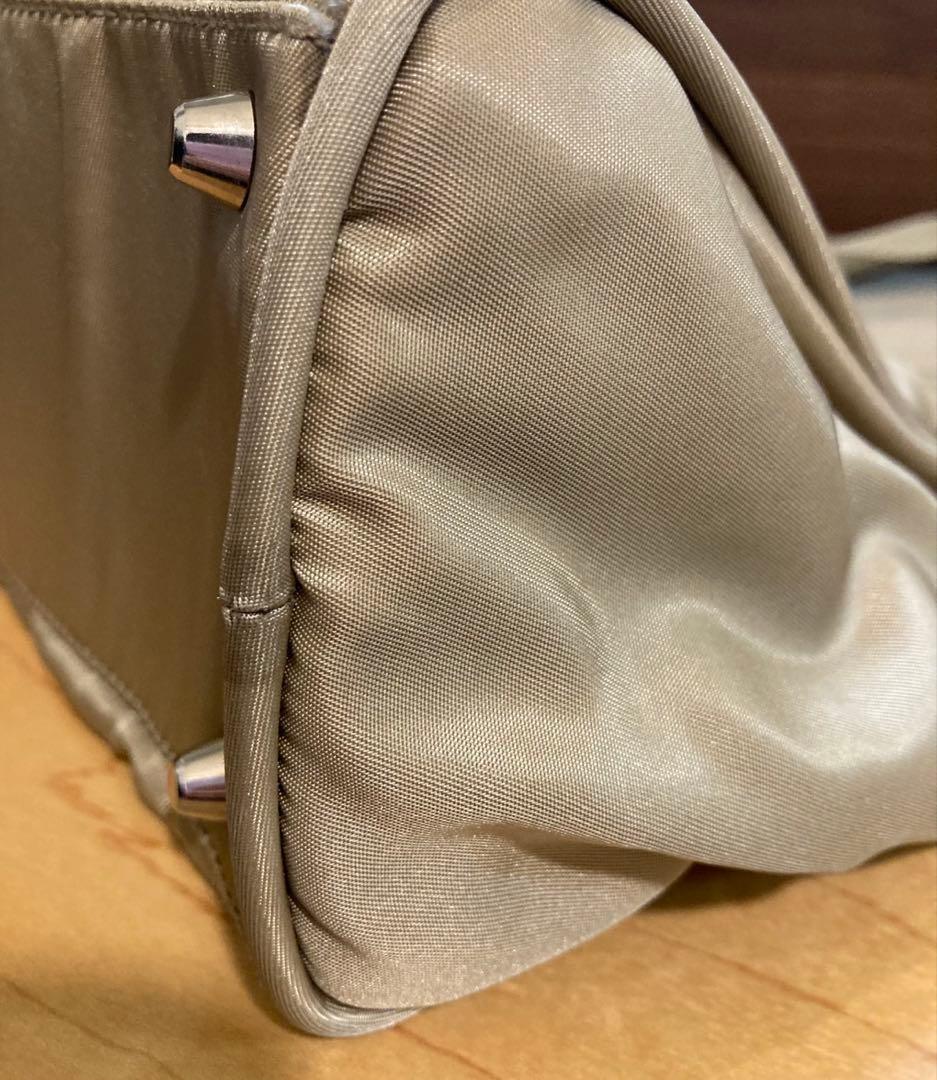 【未使用】プラダ ナイロントートバッグ　ベージュ