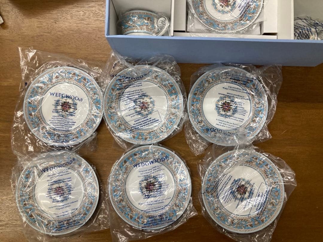 ウェッジウッド　フロレンティーン　ターコイズ　箱入セット