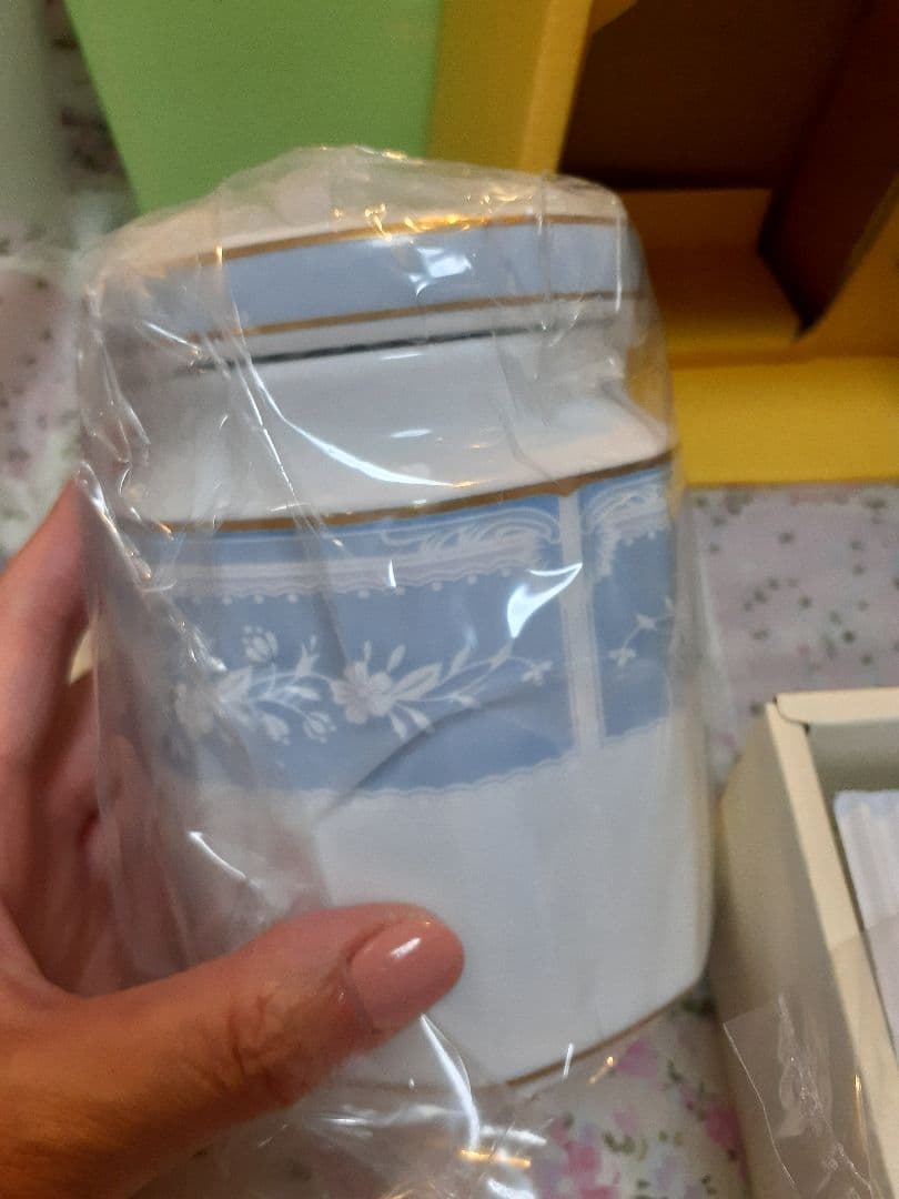 【新品・未開封】ノリタケファインポーセレンレースウッドゴールドティーポットセット