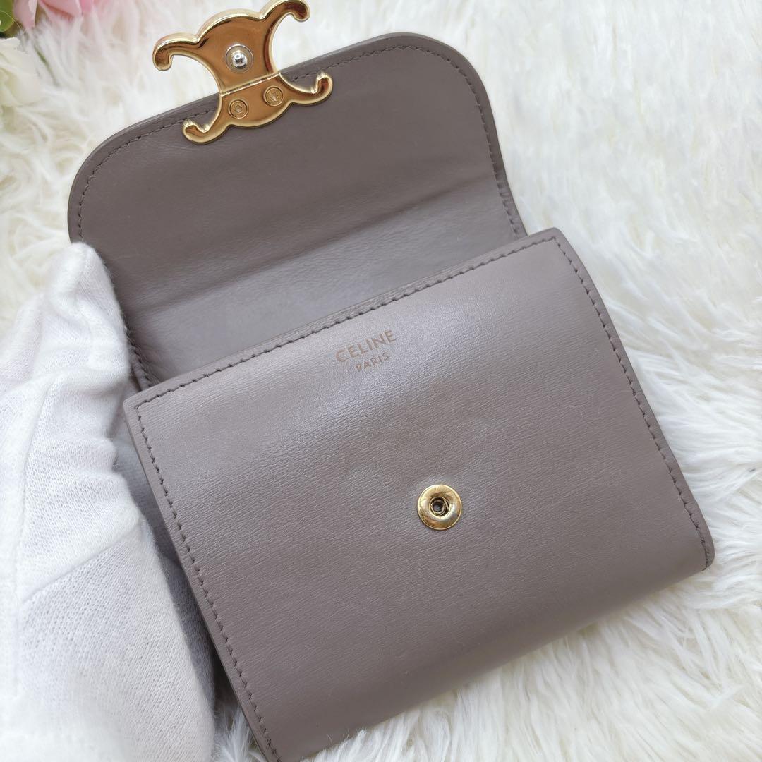 CELINE トリオンフ スモールフラップウォレット 三つ折り グレージュ