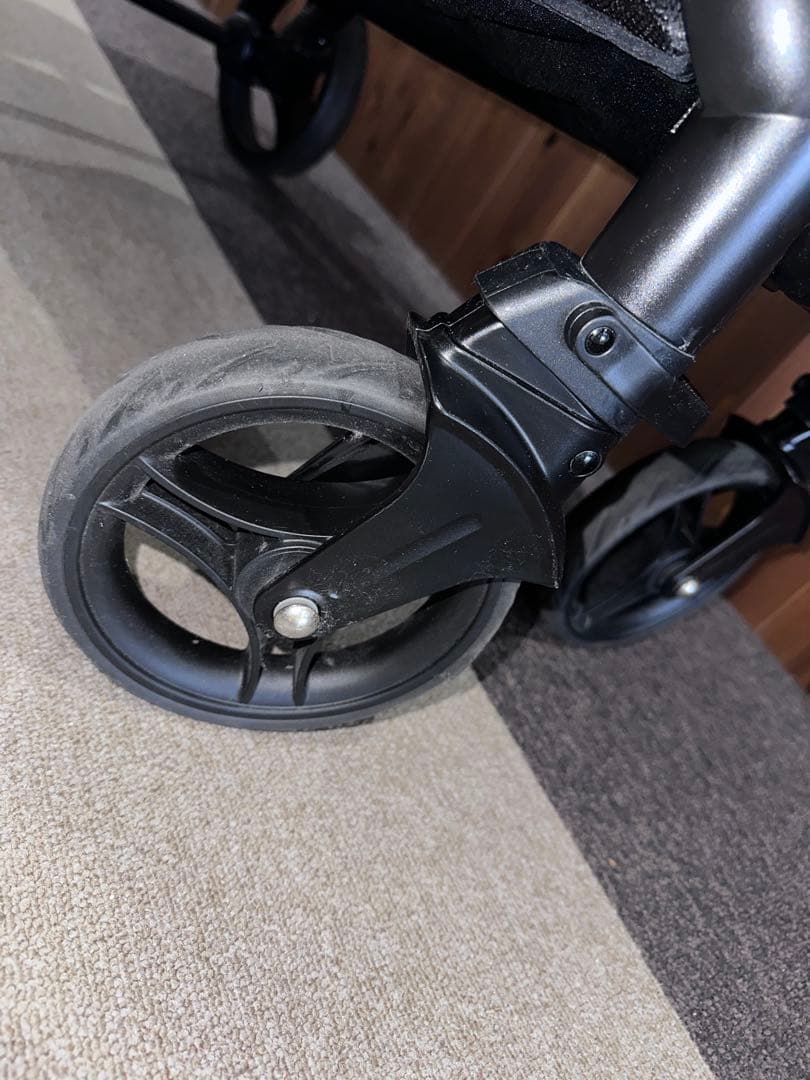 美品 使用半年 送料込 Joie 2人乗りベビーカー エヴァライトデュオ