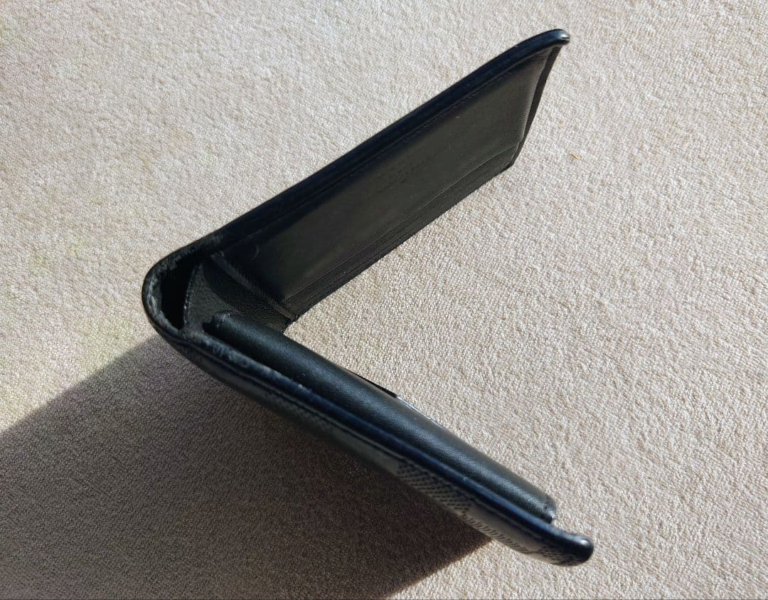 Louis Vuitton　ダミエ・アンフィニ ブラック 二つ折り財布