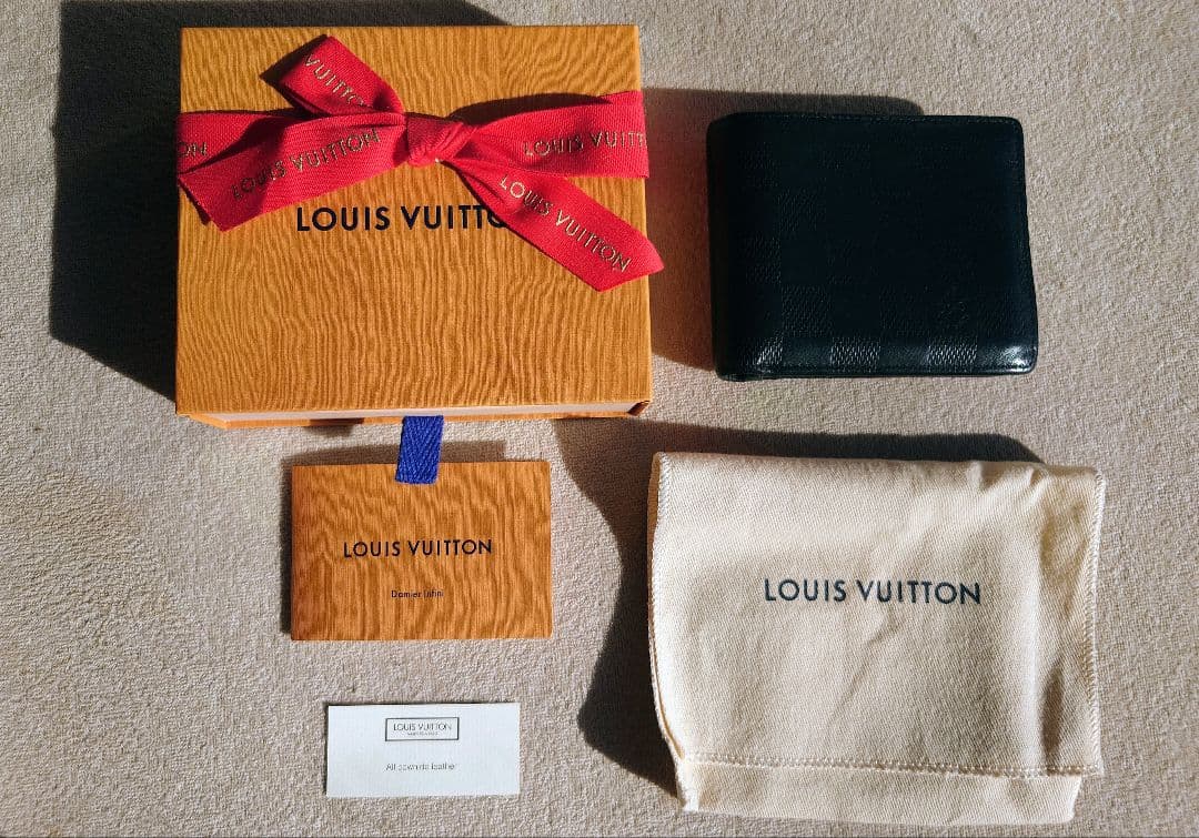 Louis Vuitton　ダミエ・アンフィニ ブラック 二つ折り財布