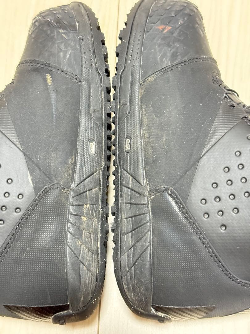 h*1様 BURTON(バートン) ION WIDE 26センチ