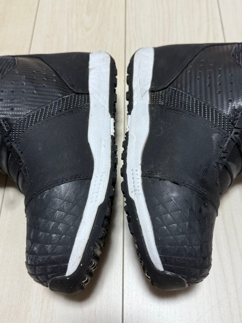 h*1様 BURTON(バートン) ION WIDE 26センチ