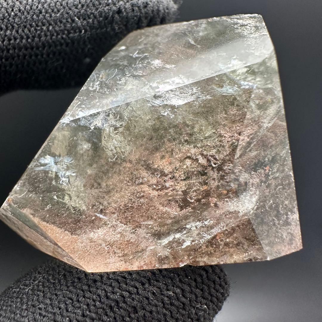 ガーデンクォーツピンクオレンジ花畑ファントム有レインボー入り天然石フリーカット