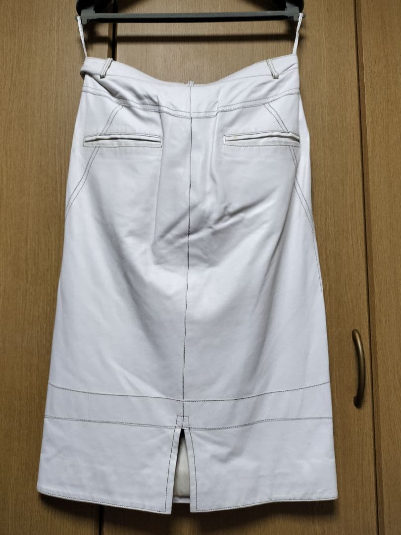 ヴィンテージChristian Dior レザーホワイト スカート 36