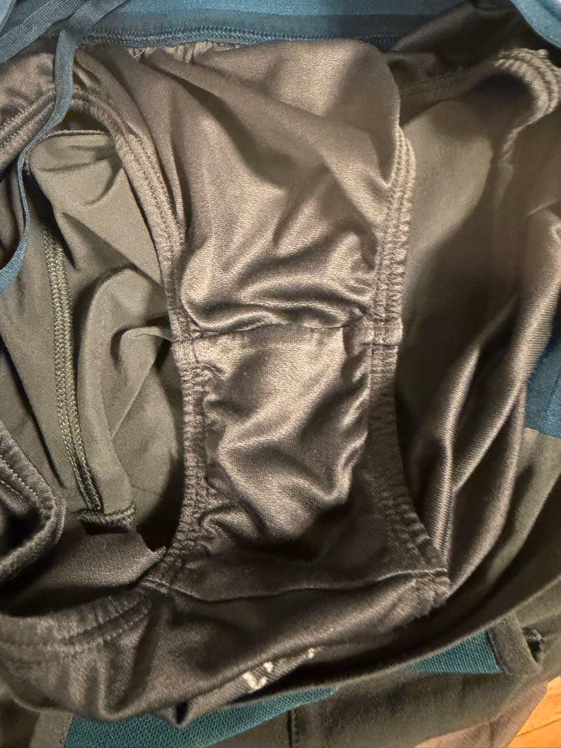 値下NIKE GYAKUSOU レディースジャケットxs　パンツS セットアップ