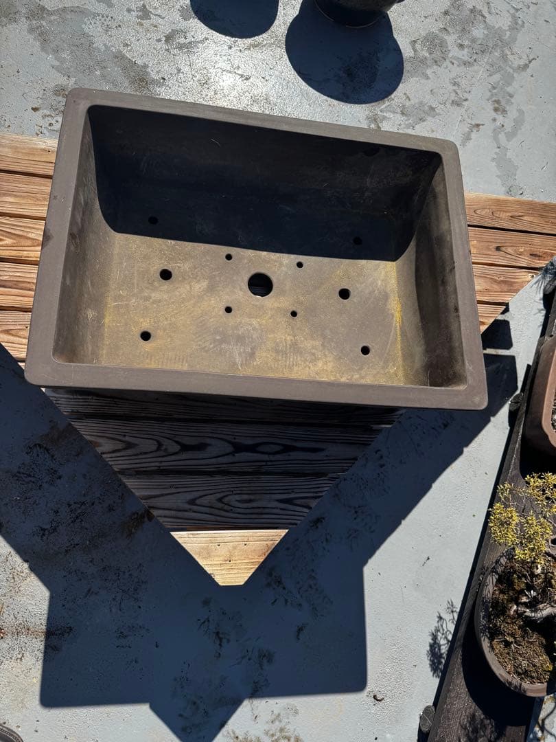 陶器製 盆栽鉢 ダークブラウン 大きめ　22号