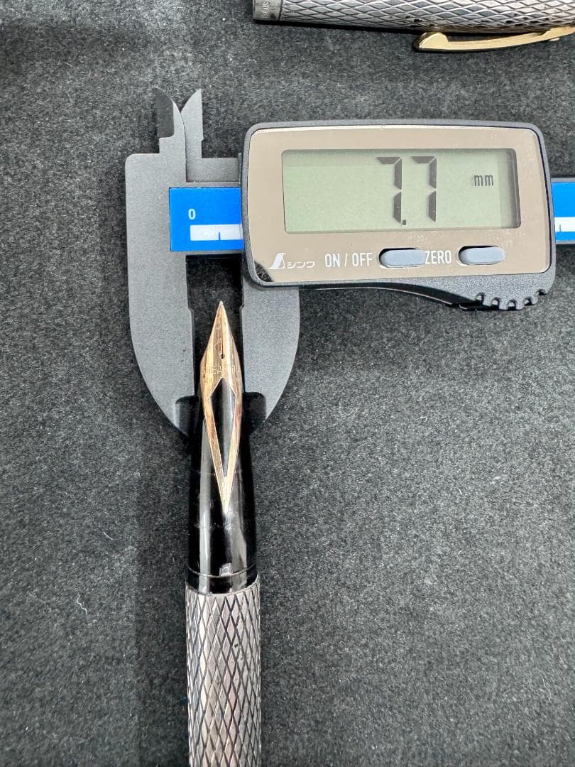 【SHEAFFER Targa】スターリングシルバー 万年筆 (14K金ペン先)