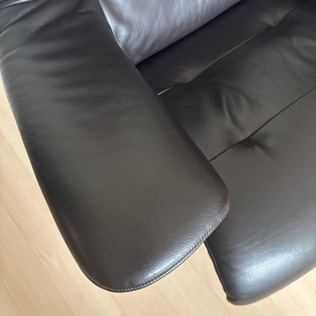 カリモク家具 リクライニングチェア THE FIRST RU7200 ①の本体