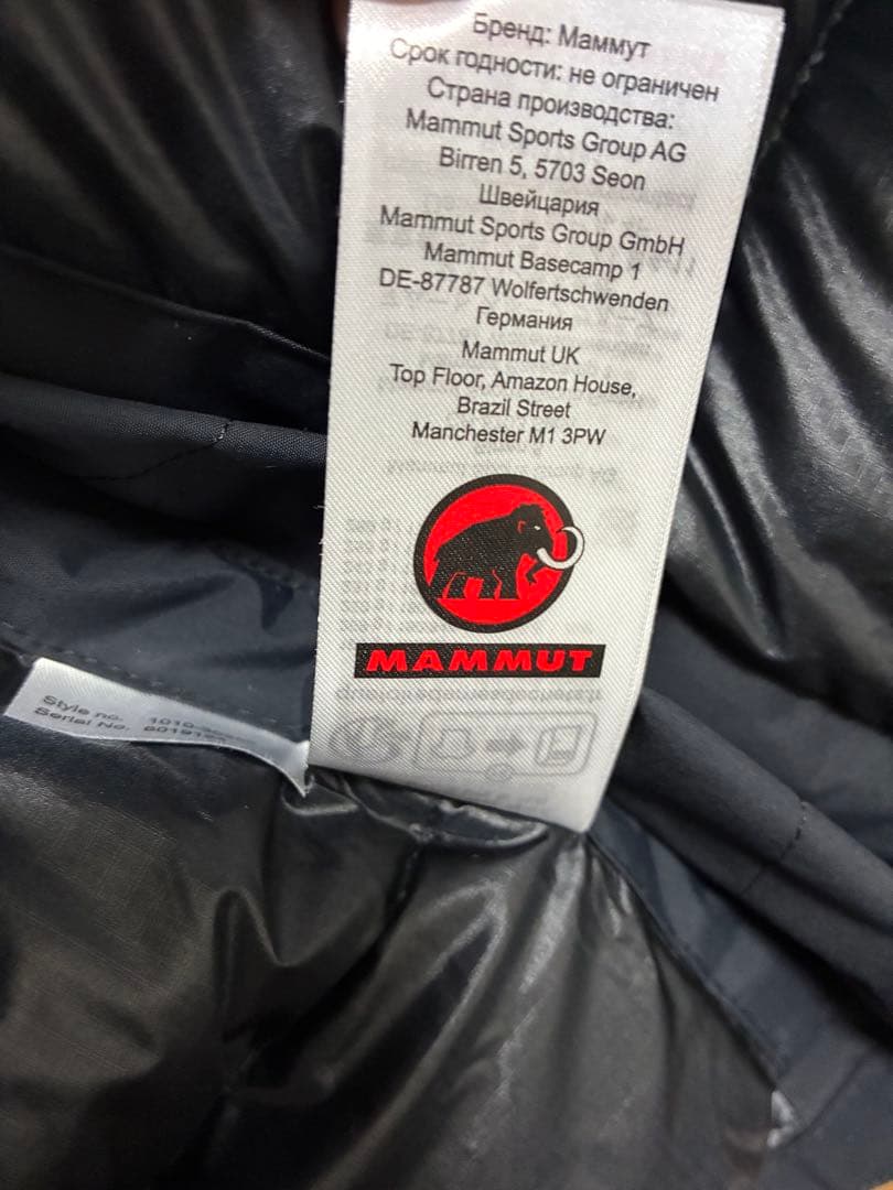 MAMMUT ダウンコートレディース　日本サイズL 試着のみ　ブラック