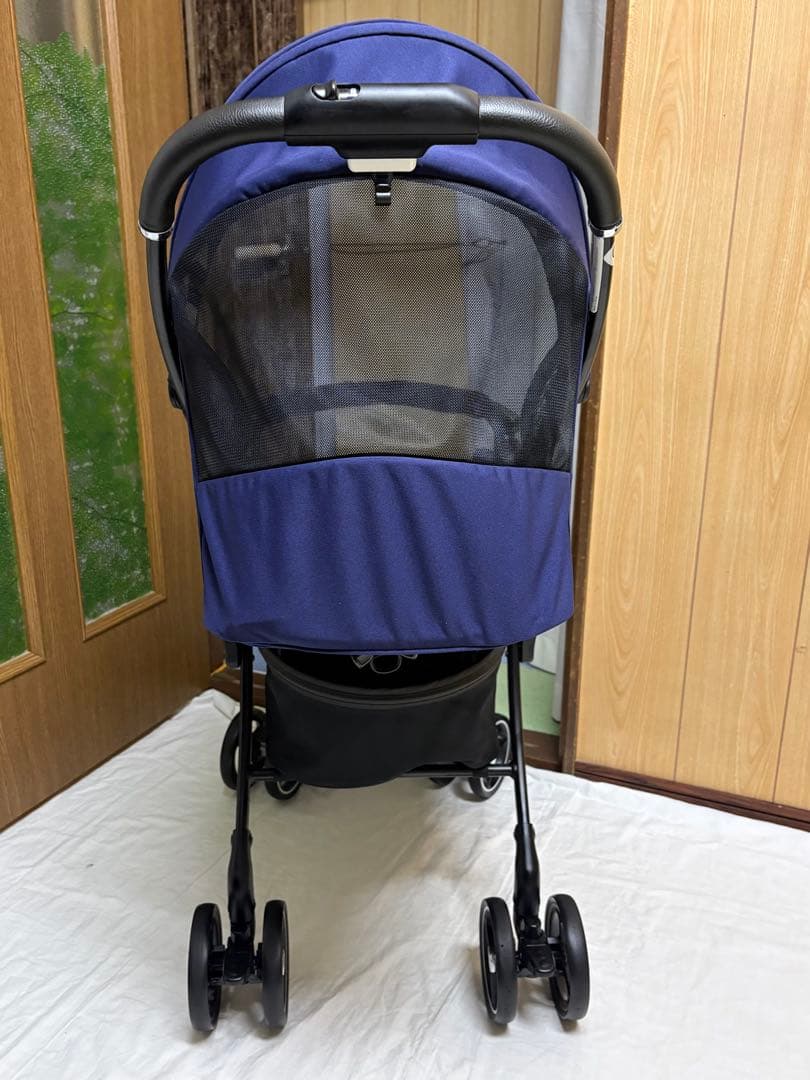 アップリカ クルリー ベビーカー 横スライド 超美品 軽量 替えシート付 清掃済