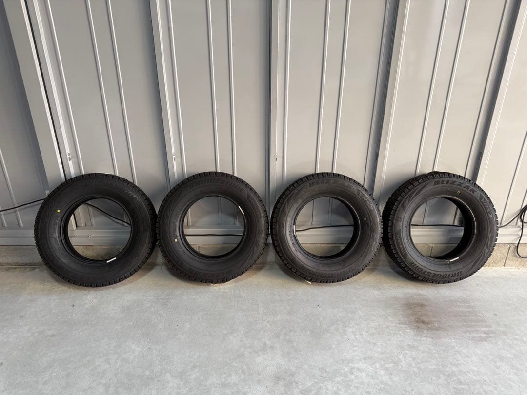 ブリザックVRX2 スタッドレスタイヤ 145/80R12 4本セット