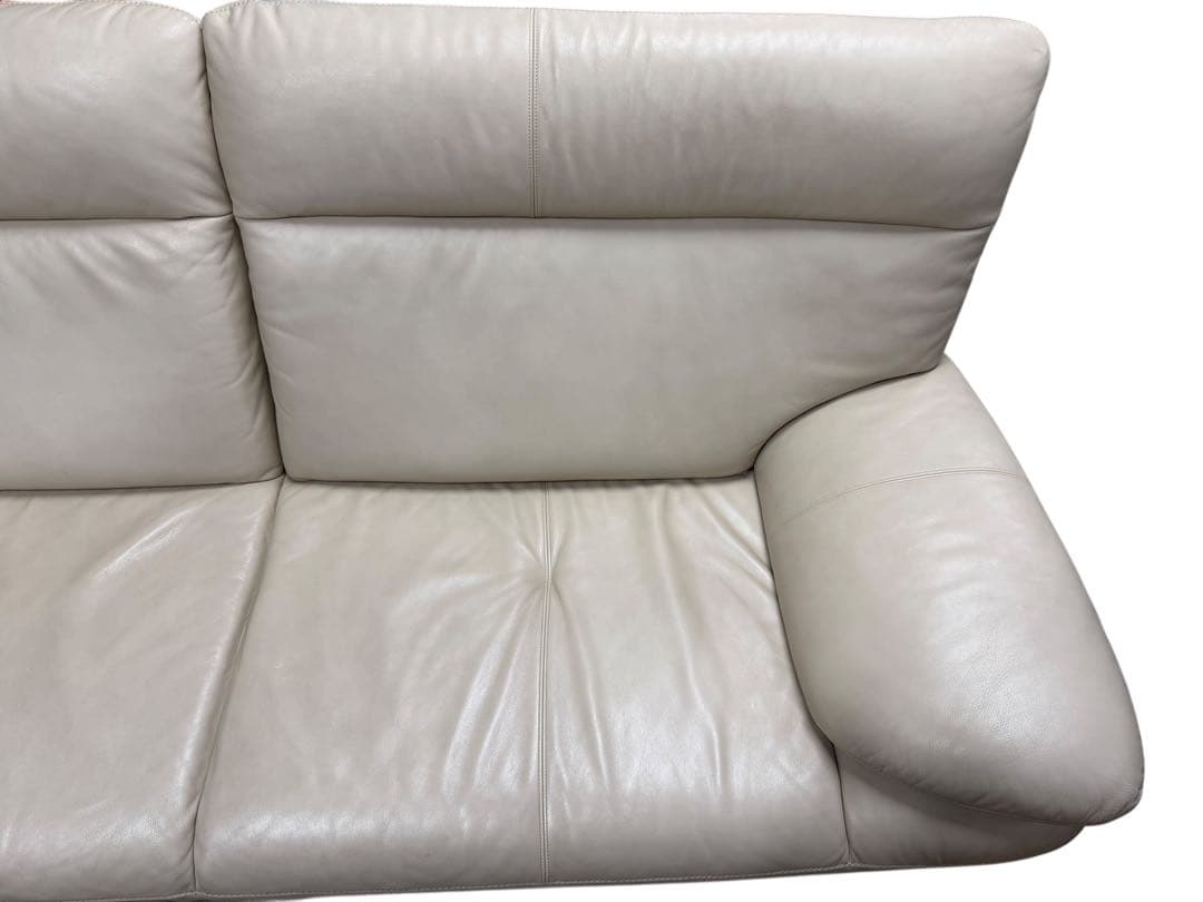 ◯カリモク karimoku アイボリー レザー 2人掛けソファ