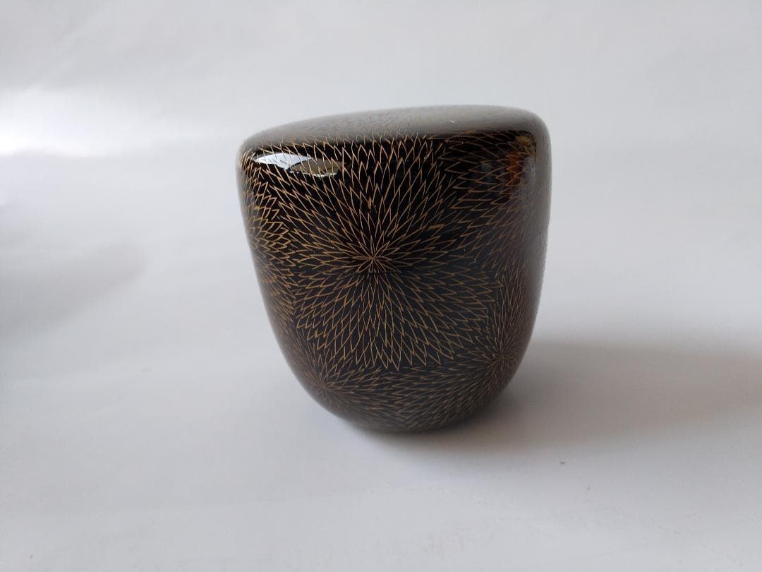 輪島塗 棗 新田義明 作 金彩 彫菊詰 棗 共箱 共布 漆器 漆芸 茶道具 美品