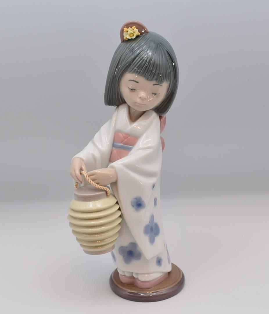 東洋の行灯／青いドレスで踊る少女　リヤドロ／ロイヤル　2体おまとめ　ご成約済み