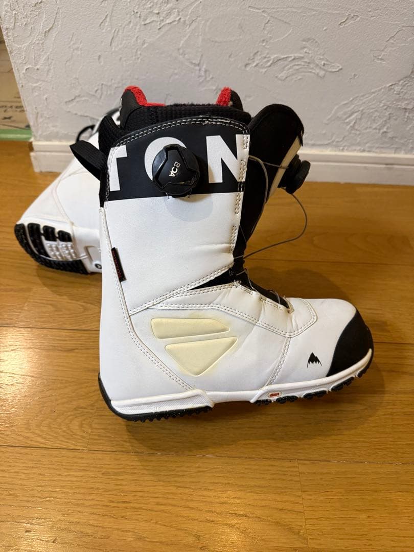 BURTON スノーボードブーツ ホワイト/ブラック/レッド