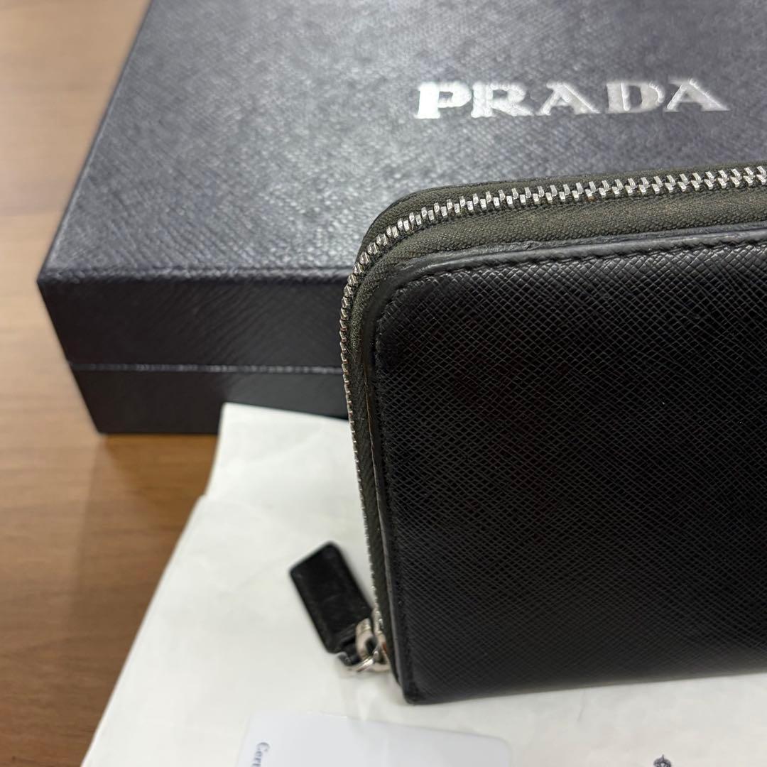 新品同様‼️ プラダ　PRADA 財布　長財布　サフィアーノ　箱付き