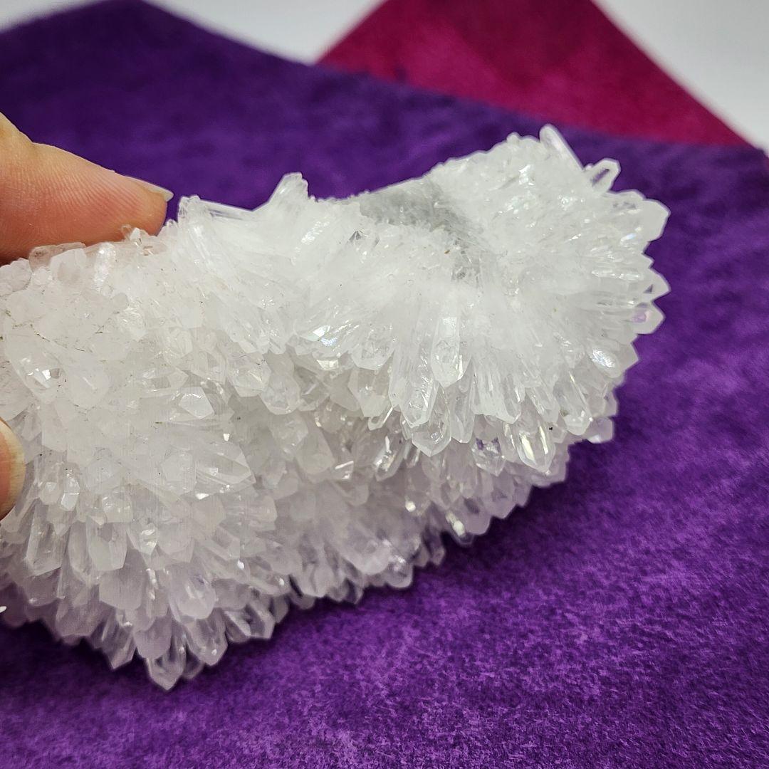 一点物の自然芸術！美しい菊花水晶クラスター 癒しのエネルギーを宿した希少品