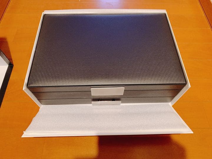 【未使用】本革 アクセサリーケース★ 高級品