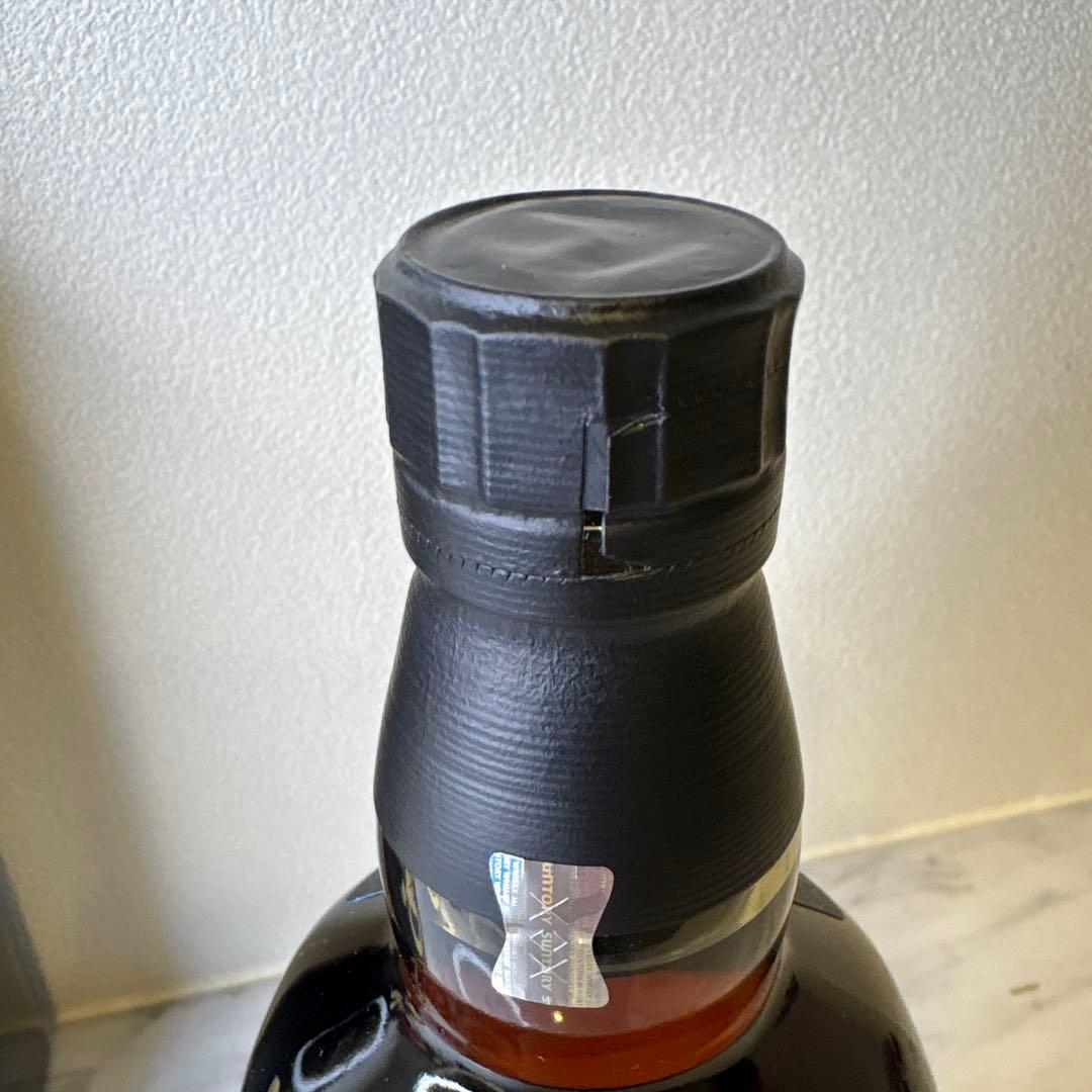 SUNTORY 山崎18年 新品 未開封 箱付き 700ml