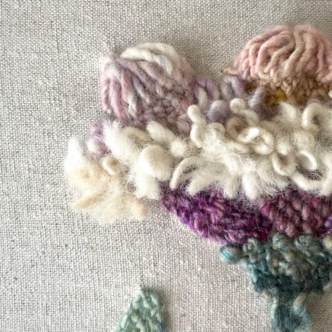 【一点もの】『手紡ぎ糸のお花. a'』手刺繍ファブリックパネル