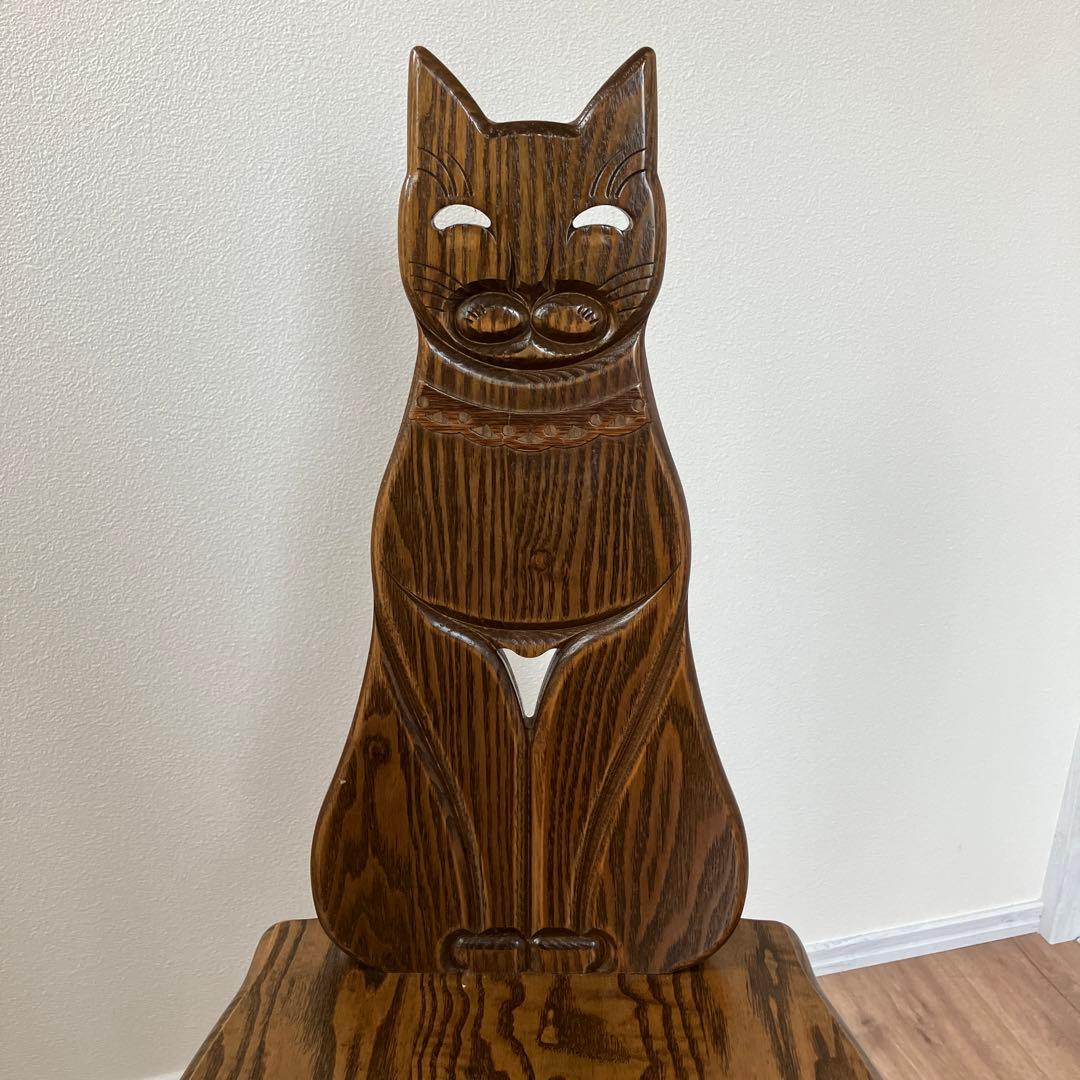 パリの雑貨屋　椅子　ネコチェア