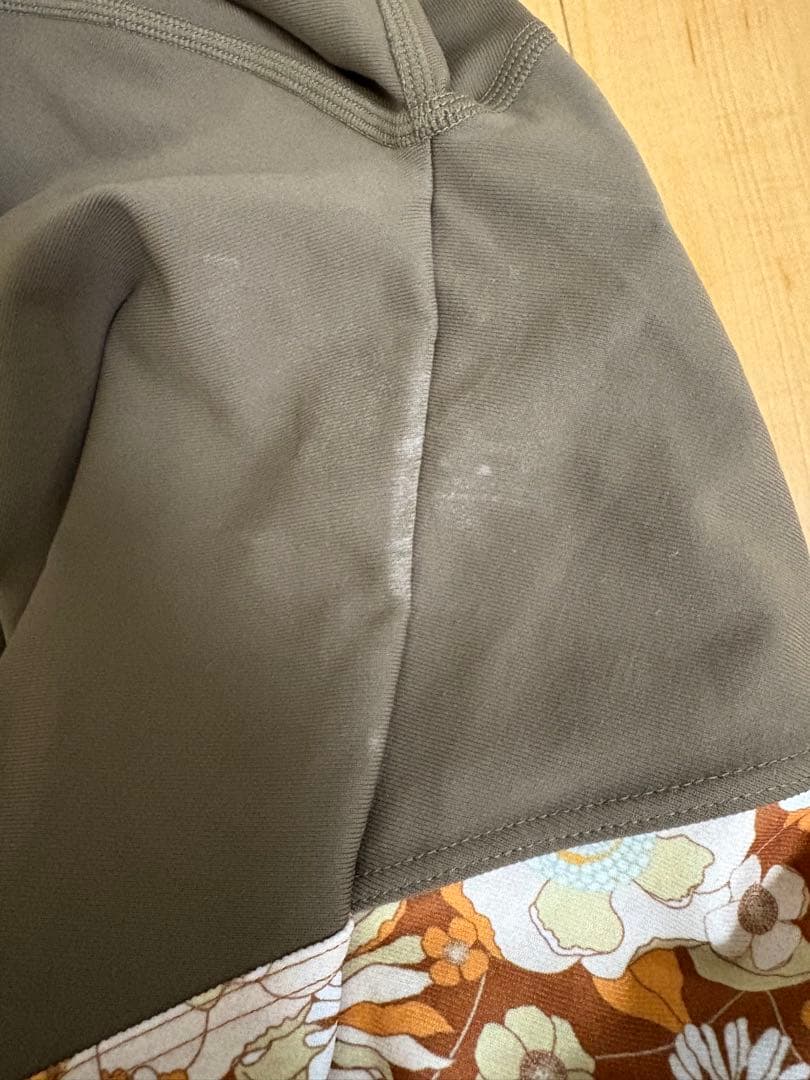 MAKAHOU長袖ワンピース水着 サイズM