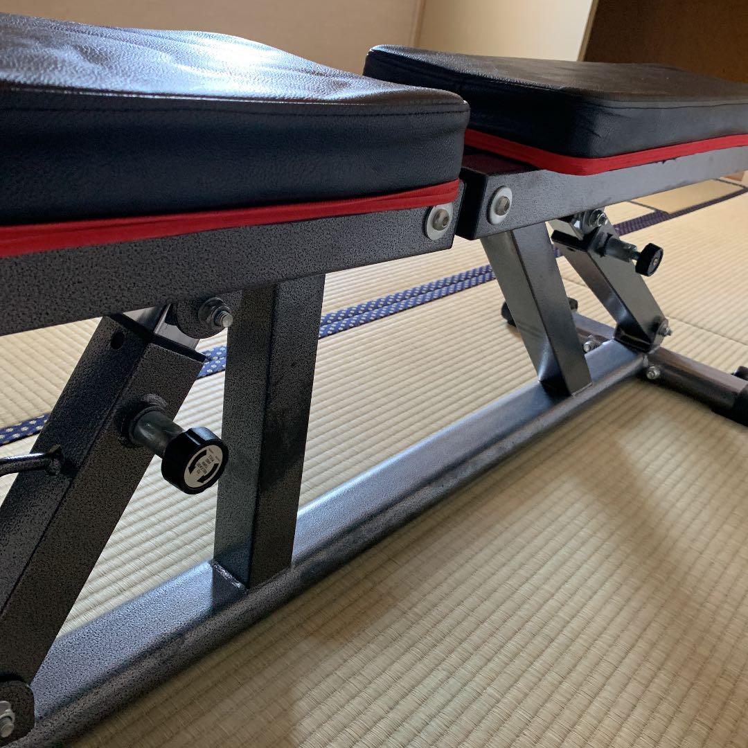 インクラインベンチ